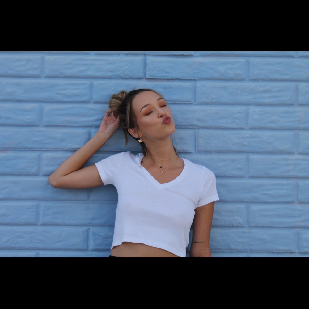 Meet your Posher, Chloe